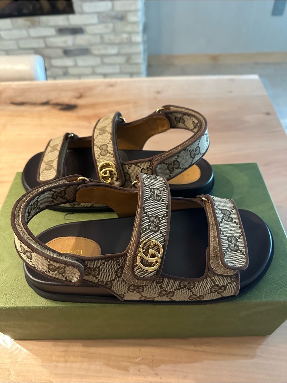 Gucci Brown Beige GG Canvas Double-Strap Logo Sandals EU 10 - Picture 9 of 11